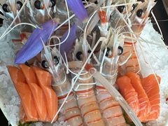 -万岛日本料理铁板烧(万泰国际店)