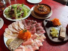 -羽深肉铺 Steak & Wine
