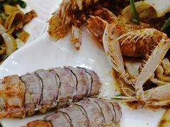 -覃记海鲜美食餐厅