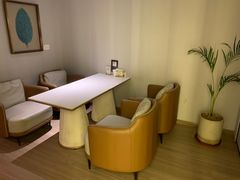 -燕庭·纯燕窝·甜品下午茶(南京西路店)