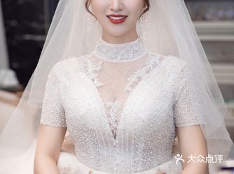 经朋友介绍的英伦王后，本抱着试试的心态，结果被里面的