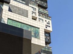 -资和信百货商场