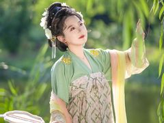 -云锦汉服馆·古典妆造摄影(唐城店)