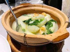 砂锅开洋鲜笋奶白菜-屋里厢上海菜馆
