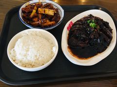 -金小悦饭堂(中禾店)