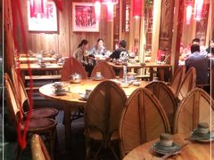 大堂-野山舂·贵州现舂酸汤火锅(鸿通城店)