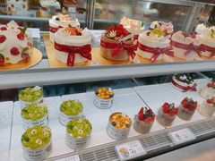 -花花卷卷·鲜食蛋糕(静安久光百货店)
