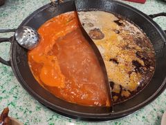 -鸿姐老火锅(疁城新天地店)