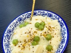 冰豆腐花青团小丸子-百年老字号·观振兴蟹黄面·三虾面·苏式面(观前街富仁坊巷店)