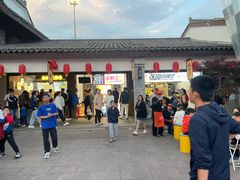 -慈城服务区-停车场