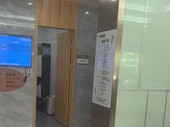 -上海仁爱医院口腔科 · 种植