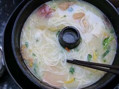 -飞虎过桥米线(翠湖店)
