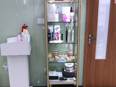 -茂菊口腔连锁(浦东南路店)