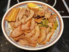 -潮汕三宝鲜牛肉火锅