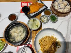 -馋三尺蟹粉小笼(人民广场店)