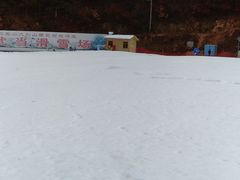 -大别山南武当滑雪场