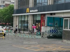 -麦当劳(红旗路店)