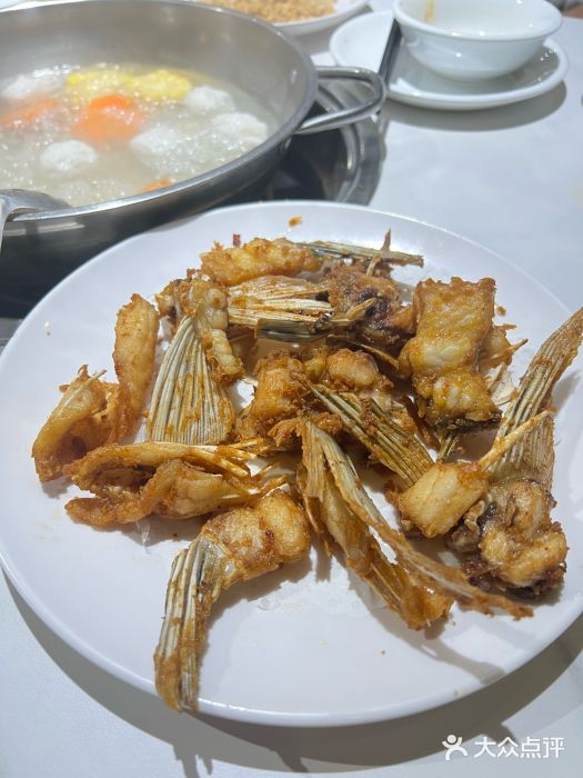 红日饭店(裕隆三路店)椒盐鱼骨图片