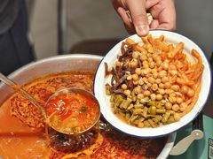 -顶上头•螺蛳粉火锅(德思勤复地星光店)