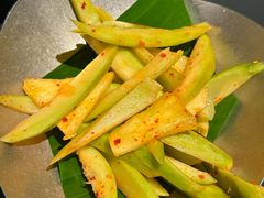 酸嘢芒果-Ameigo梅果·云贵川bistro(长宁来福士店)