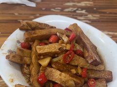 -八一潮州砂锅粥城