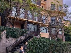 -昆明春城湖畔度假村