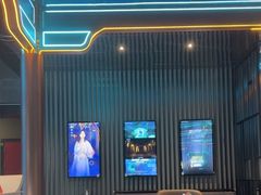 -屋有岛沉浸游戏旗舰店(中山公园店)
