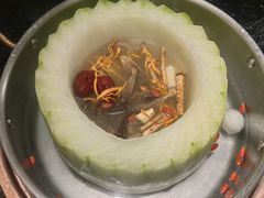 -得意咚瓜·顺德鱼生·冬瓜火锅(深圳首店)