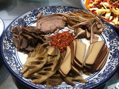 -拈一筷子·宜宾江湖菜(总店)