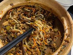 -阿山卓·野生菌火锅·纳西火塘烤肉