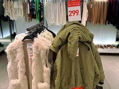 -ZARA(凯德乐峰广场店)