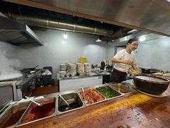 -陈仓老街美食天地