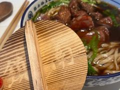 -镇南锅盖面馆(解放路店)