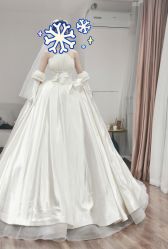 -予白婚纱礼服馆