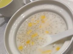 -香山湖家家宴(中山陵店)