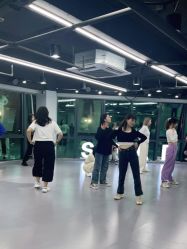 -STAR舞蹈工作室