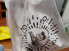 -周黑鸭(重庆江北嘴财信广场店)