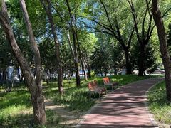 -玲珑塔公园