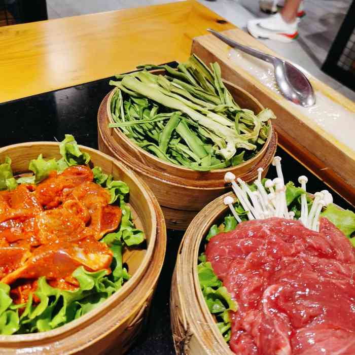 首先很幸运的中了大众点评的霸王餐,感谢大众点评