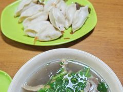 -锅贴王小吃(南大街店)