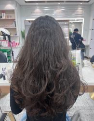 -镁连社·美联社