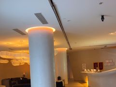 -涨巢·潮玩水疗局