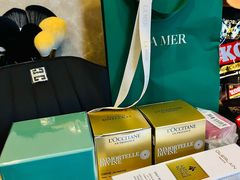 -中免(澳门机场免税店)