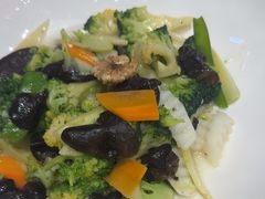 -那家老院子东北菜·饺子·小鸡炖蘑菇(艳华街店)