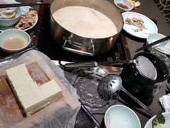 -捞王锅物料理(上海世茂广场店)