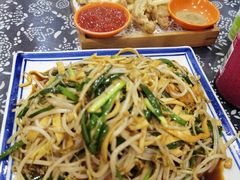 -八两八金·莱芜特色炒鸡(市南漳浦路店)