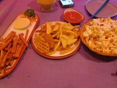 -拾光音乐餐酒吧(告庄星光夜市店)