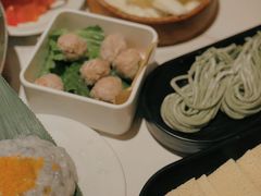 -左庭右院鲜牛肉火锅(七宝领展广场店)