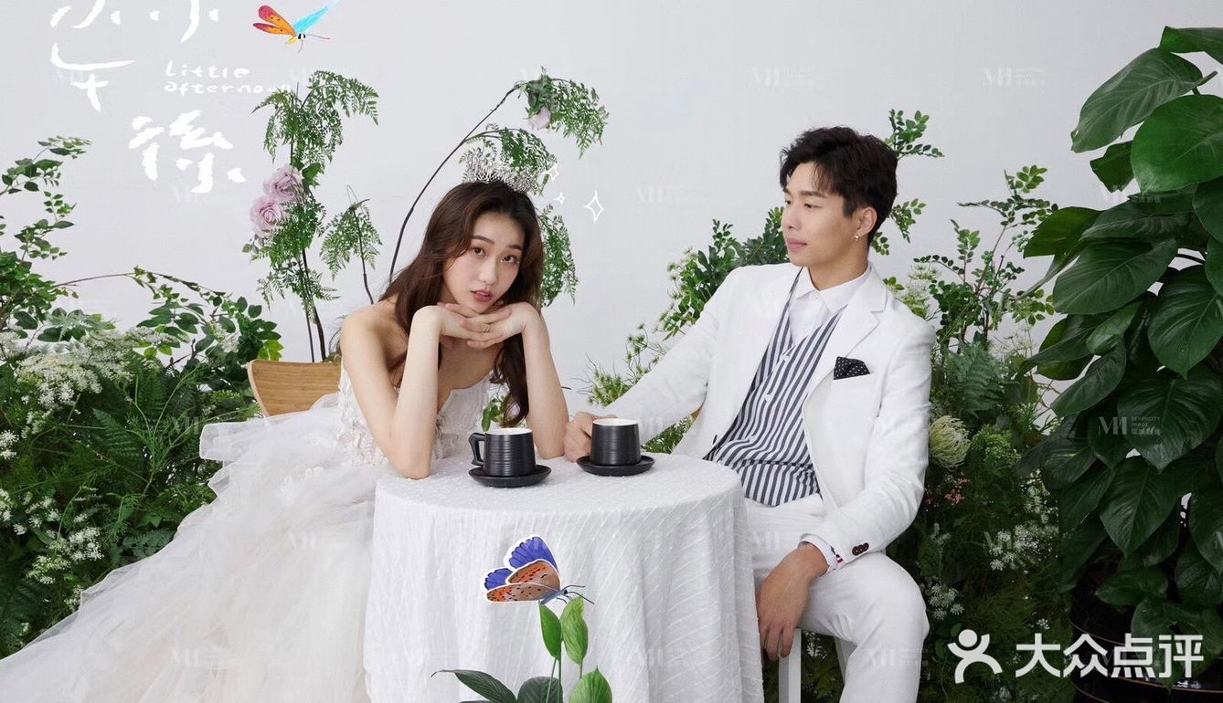 小清新绿植婚纱照浪漫来袭!