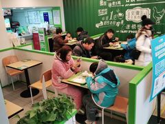 大堂-老乡鸡(霍邱县东湖路店)
